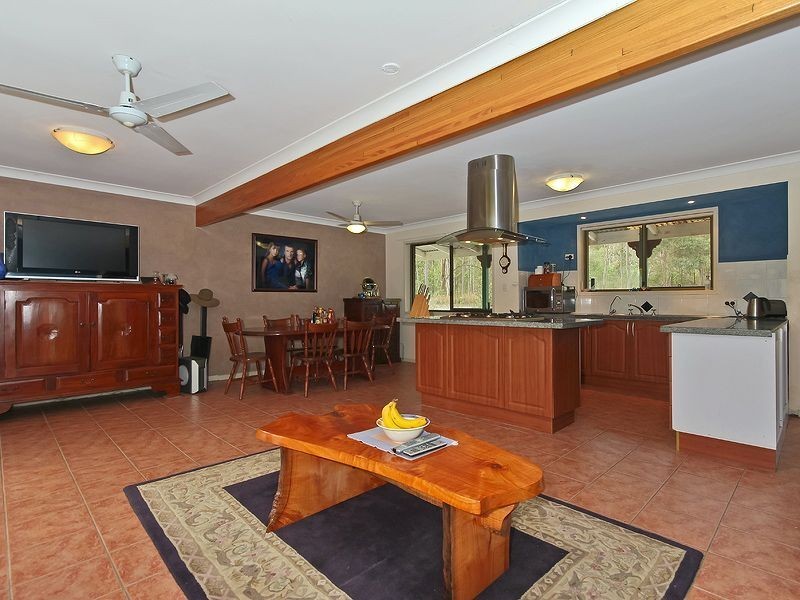 108 Buccan Road, Buccan QLD 4207