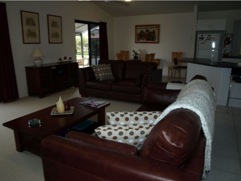 195/196 Logan St, Eagleby QLD 4207