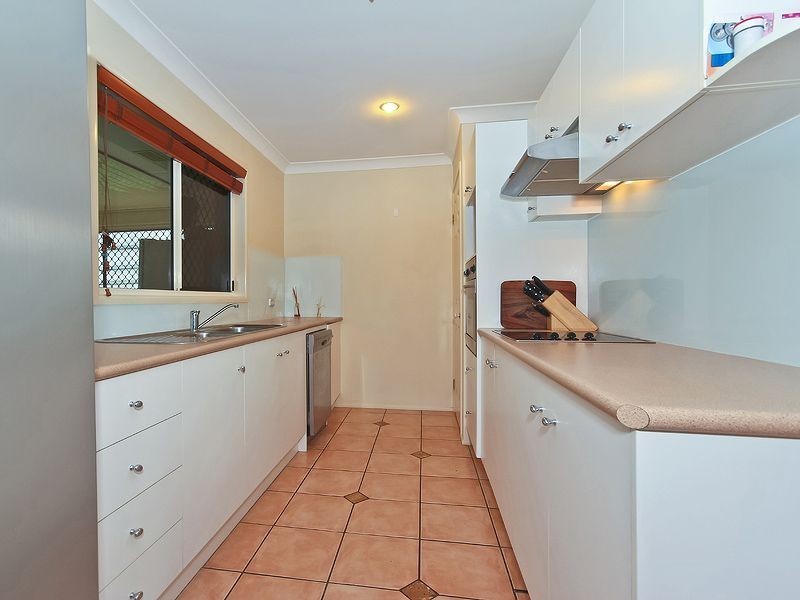 4 Ninky Ct, Waterford QLD 4133