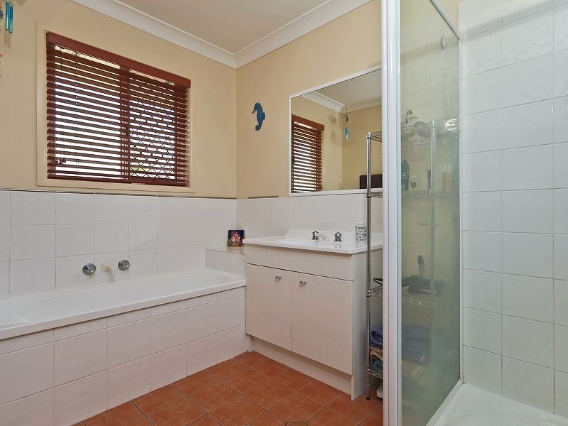 4 Ninky Ct, Waterford QLD 4133