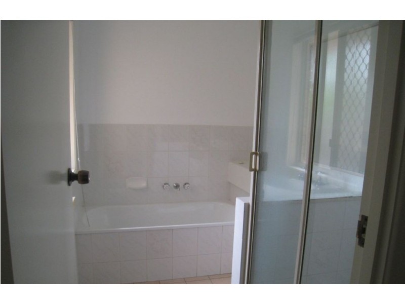 3 Miles Ct, Eagleby QLD 4207