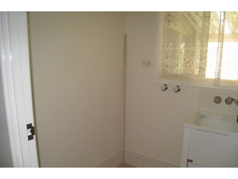 3 Miles Ct, Eagleby QLD 4207