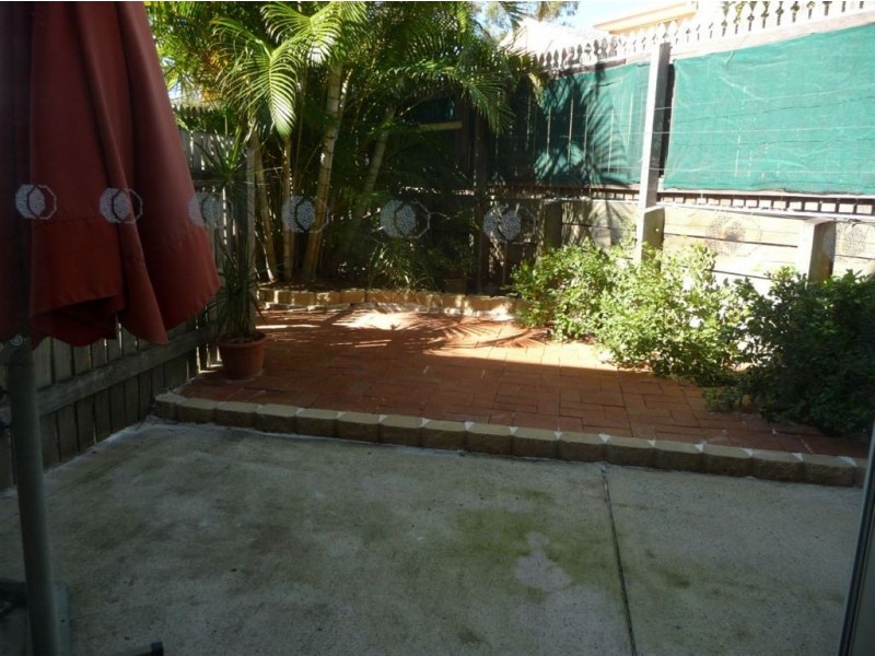 25/26 Pine Ave, Beenleigh QLD 4207