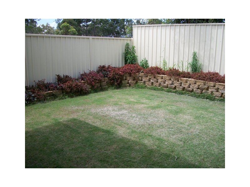 16 Yarwood Crescent, Ormeau Hills QLD 4208