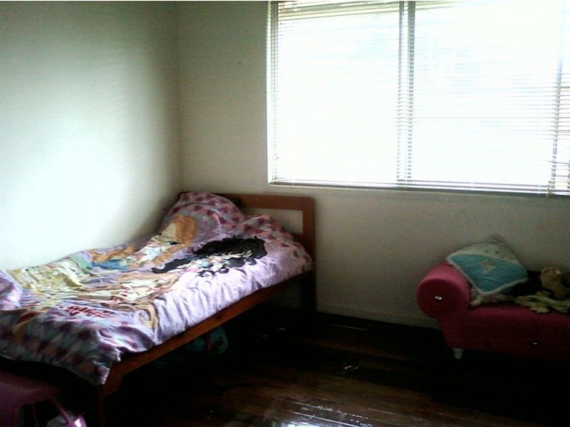 81 Nujooloo Rd, Slacks Creek QLD 4127