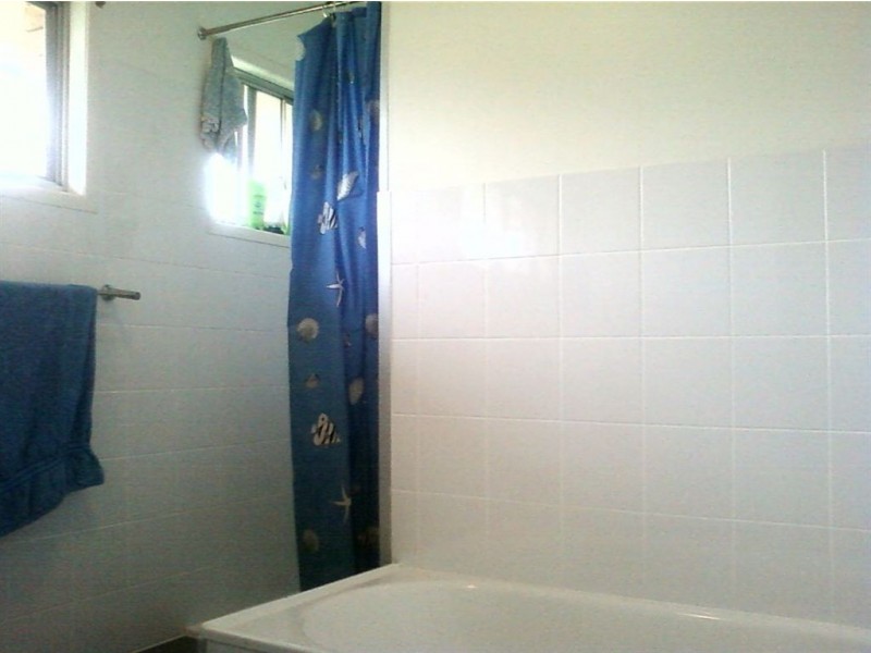 81 Nujooloo Rd, Slacks Creek QLD 4127