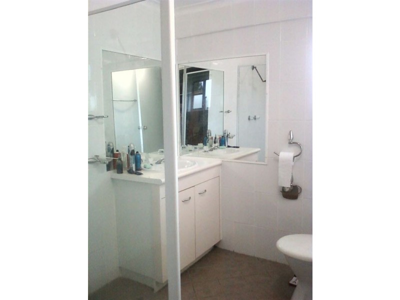 81 Nujooloo Rd, Slacks Creek QLD 4127