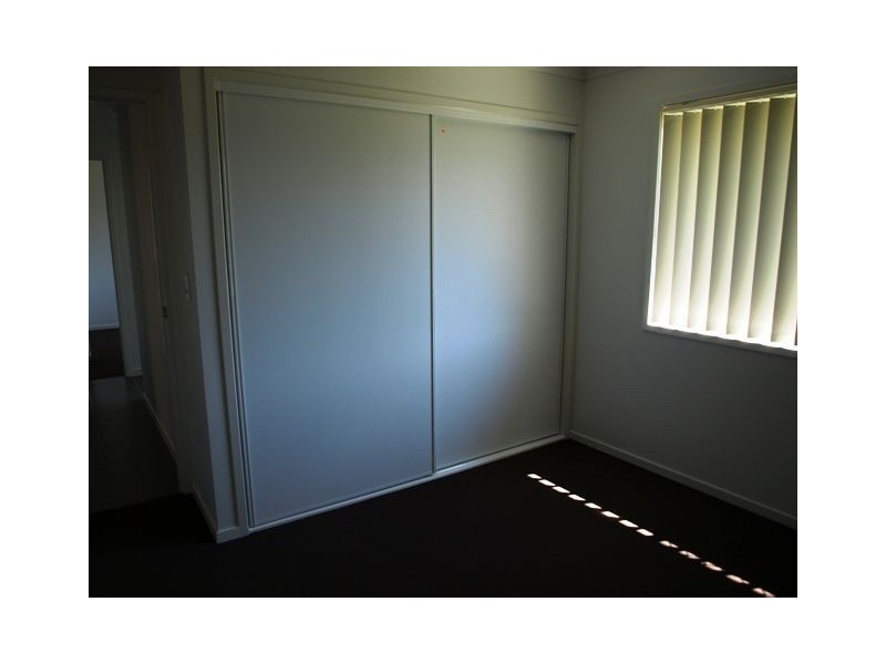 1 Ridgemount Rd, Windaroo QLD 4207