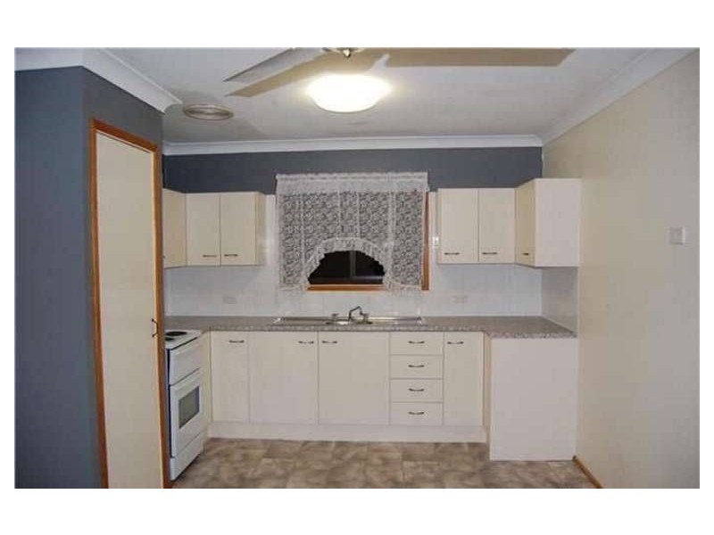 8 Louis Street, Beenleigh QLD 4207