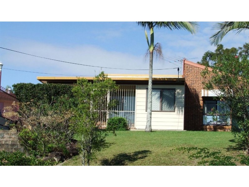 8 Auburn Street, Edens Landing QLD 4207