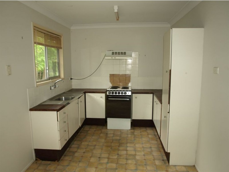 148 Shailer Rd, Shailer Park QLD 4128