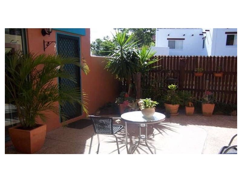 6/61 Harburg Dr, Beenleigh QLD 4207