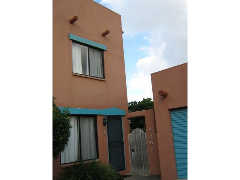 6/61 Harburg Dr, Beenleigh QLD 4207