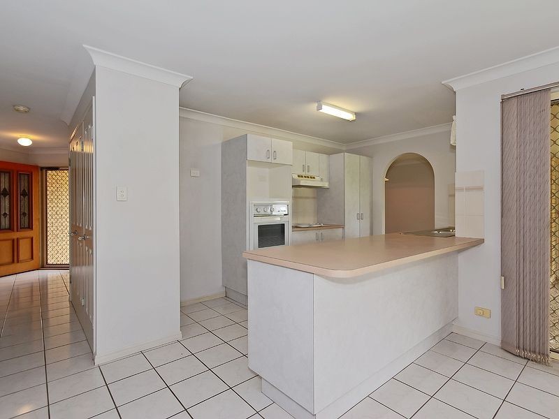 172 Mt Warren Blvd, Mount Warren Park QLD 4207
