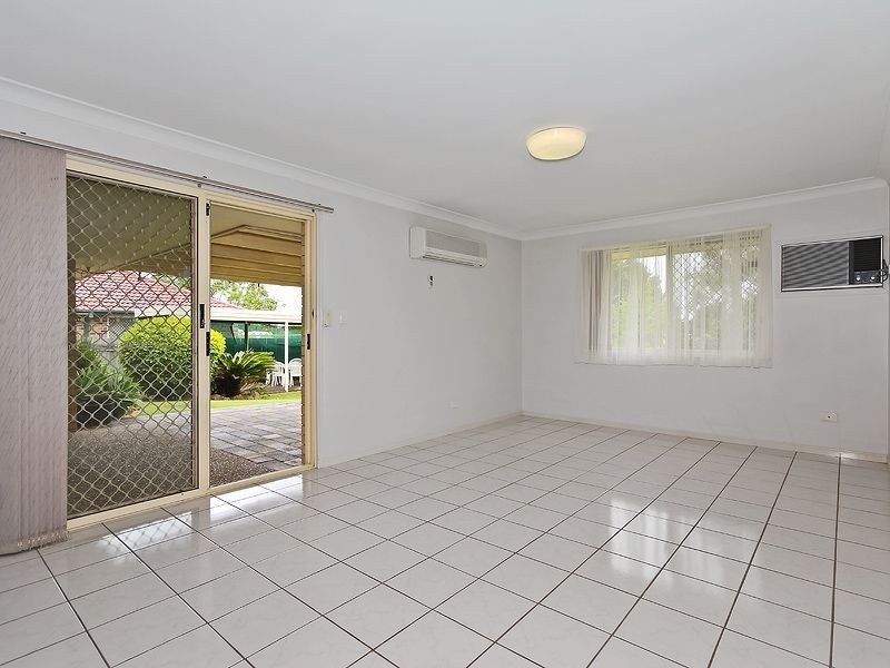 172 Mt Warren Blvd, Mount Warren Park QLD 4207