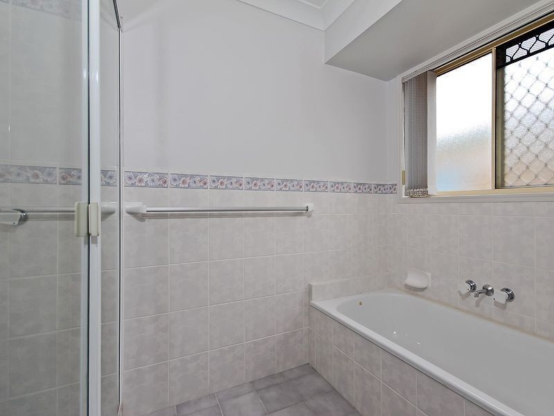 172 Mt Warren Blvd, Mount Warren Park QLD 4207