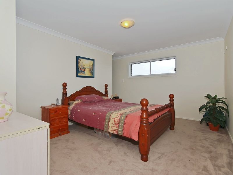 38 Mountain View Cr, Mount Warren Park QLD 4207