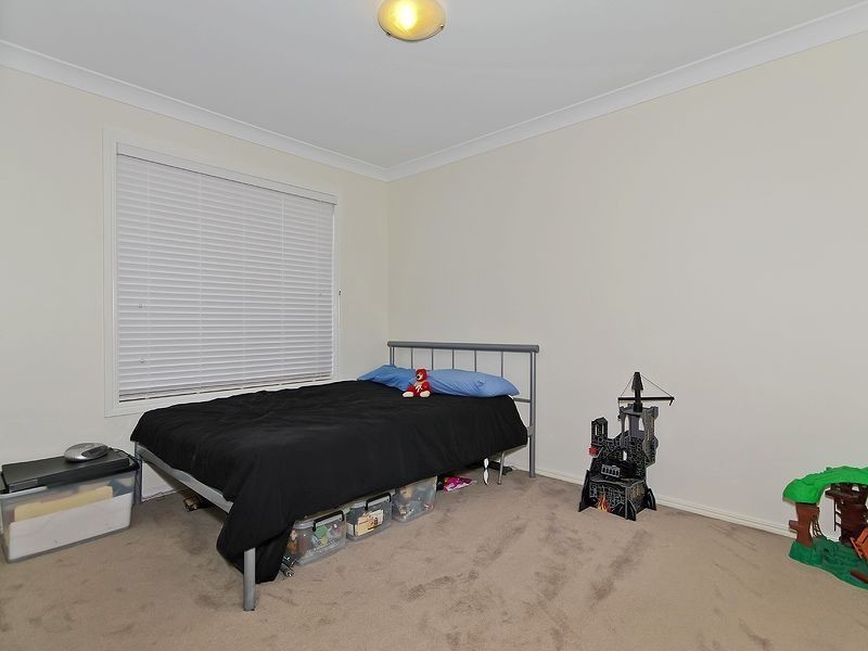 38 Mountain View Cr, Mount Warren Park QLD 4207