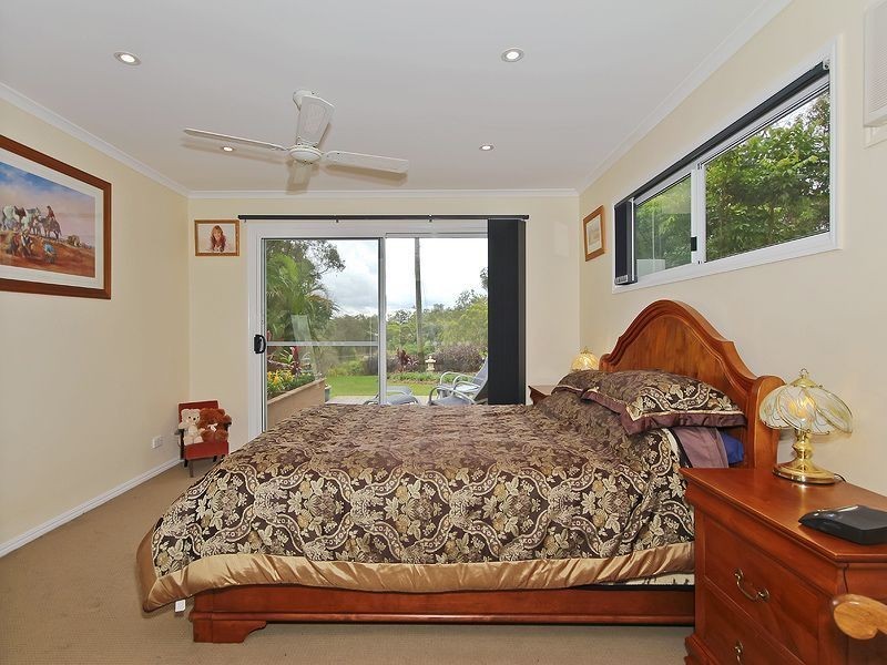 55 Sheree Ct, Buccan QLD 4207