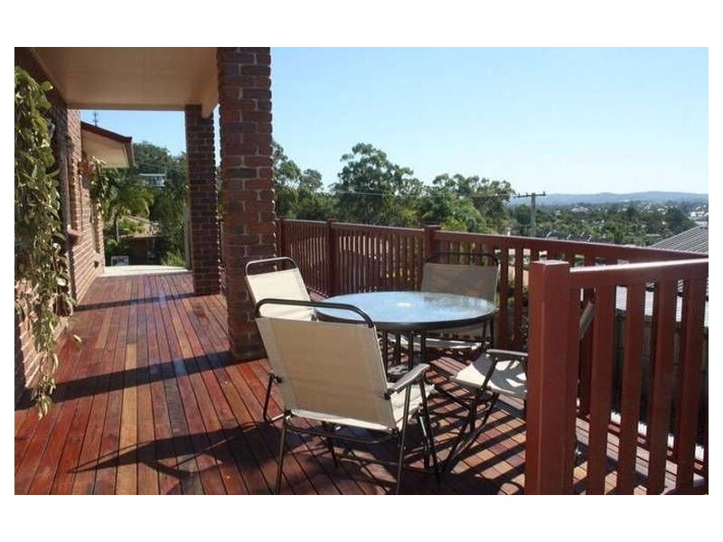 44 Ben Lexcen Ct, Mount Warren Park QLD 4207