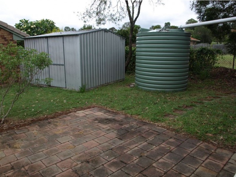3 Tregana Cct, Edens Landing QLD 4207