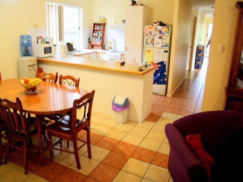 2 Jonath Court, Edens Landing QLD 4207