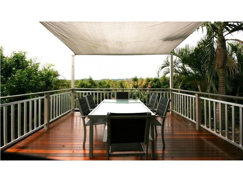 13 Kummara Road, Edens Landing QLD 4207