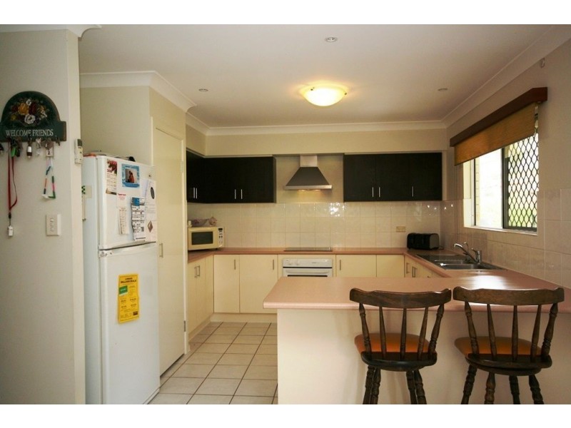 13 Kummara Road, Edens Landing QLD 4207