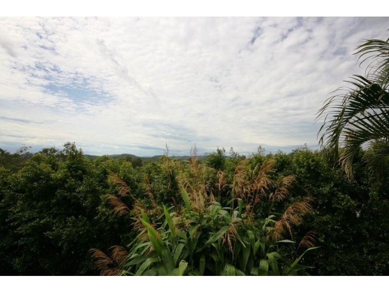 13 Kummara Road, Edens Landing QLD 4207