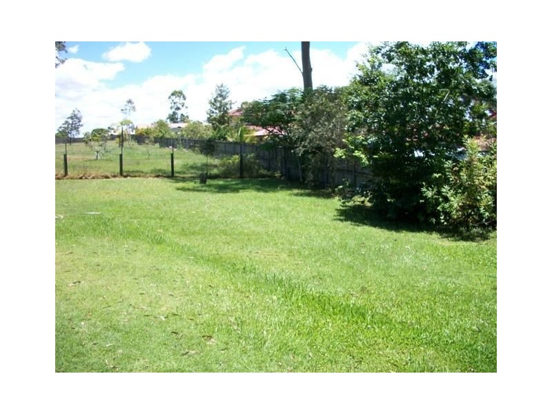 82-84 Loganlea Road, Loganlea QLD 4131