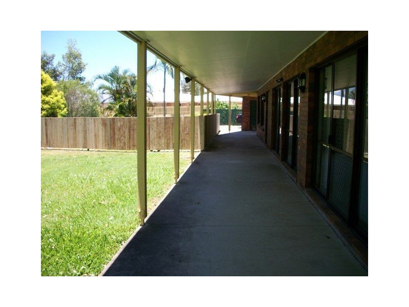 82-84 Loganlea Road, Loganlea QLD 4131