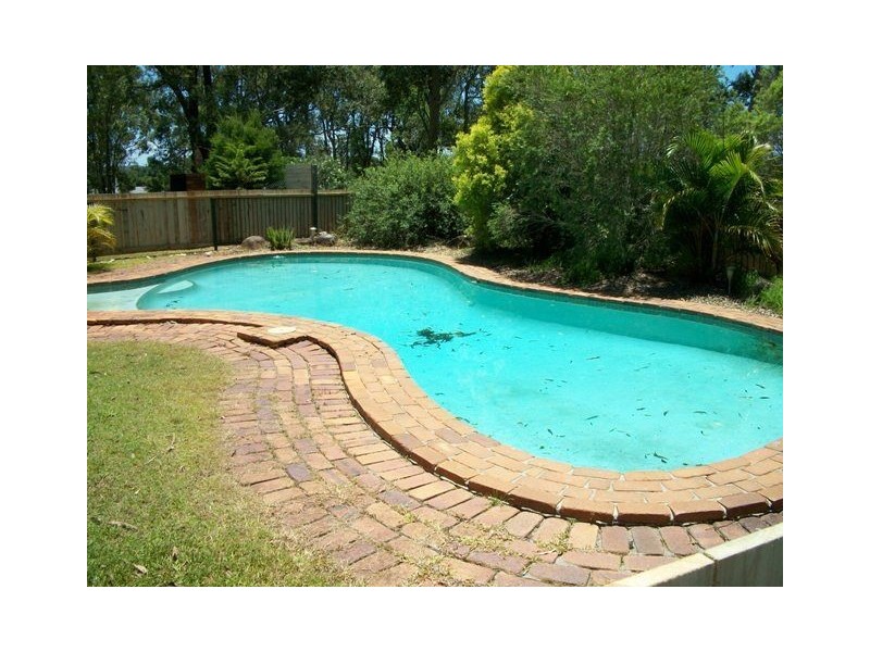 82-84 Loganlea Road, Loganlea QLD 4131