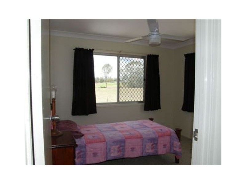 38 Edgewater Drive, Chambers Flat QLD 4133