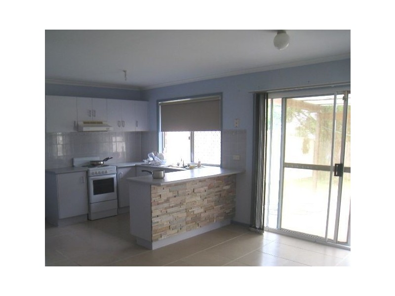 24 Dowling Crescent, Eagleby QLD 4207