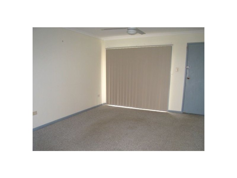 24 Dowling Crescent, Eagleby QLD 4207