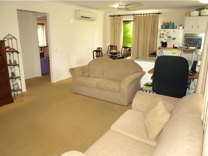 11/15 Lane Ct, Mount Warren Park QLD 4207