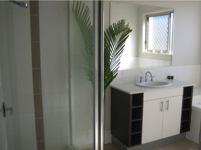 3 Southern Lights Dr, Upper Coomera QLD 4209