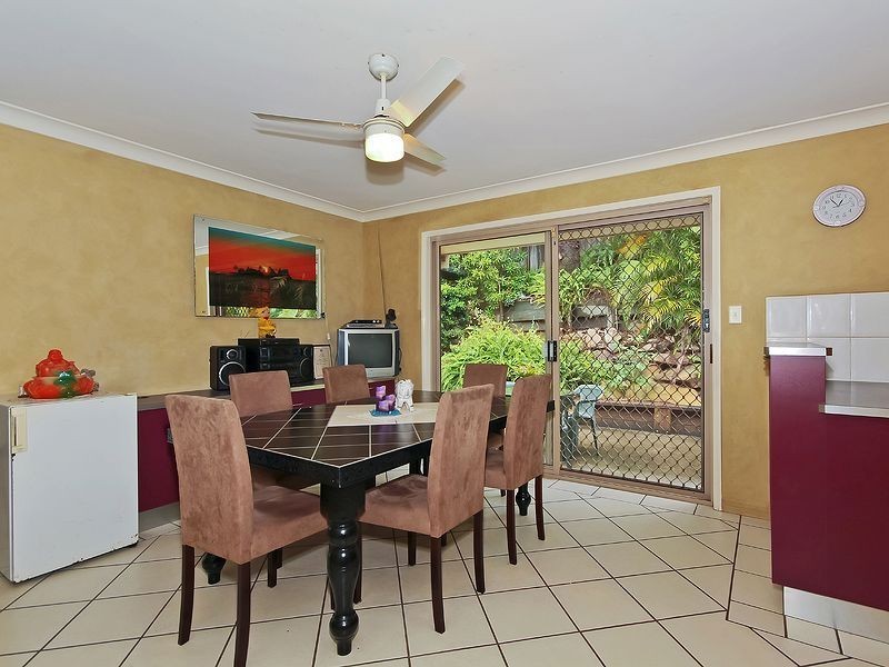 37 Leighton Drive, Edens Landing QLD 4207