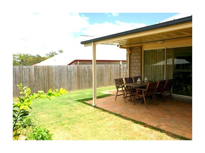 12 Gloucester St, Waterford QLD 4133