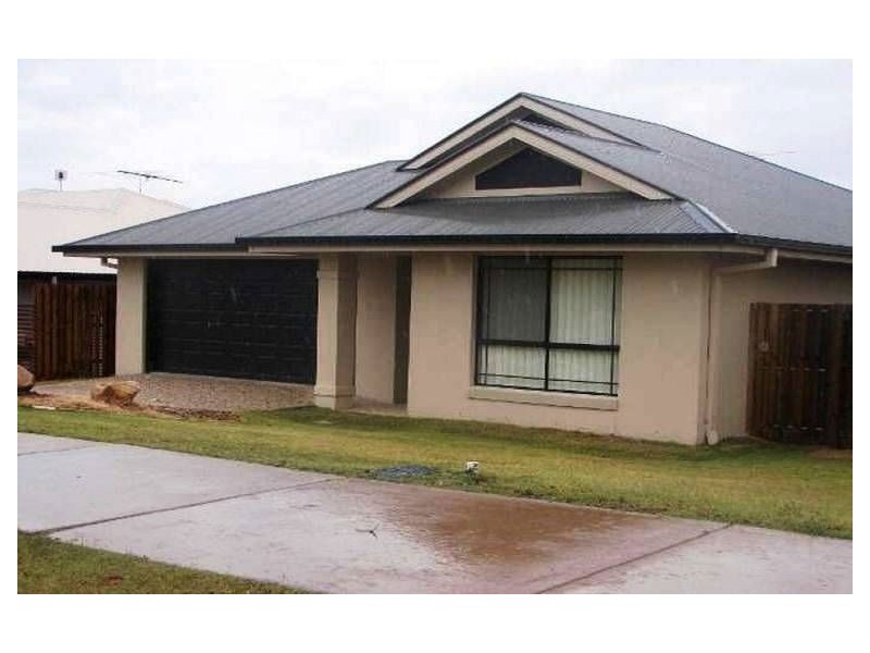 24 Lauradale Crescent, Ormeau QLD 4208