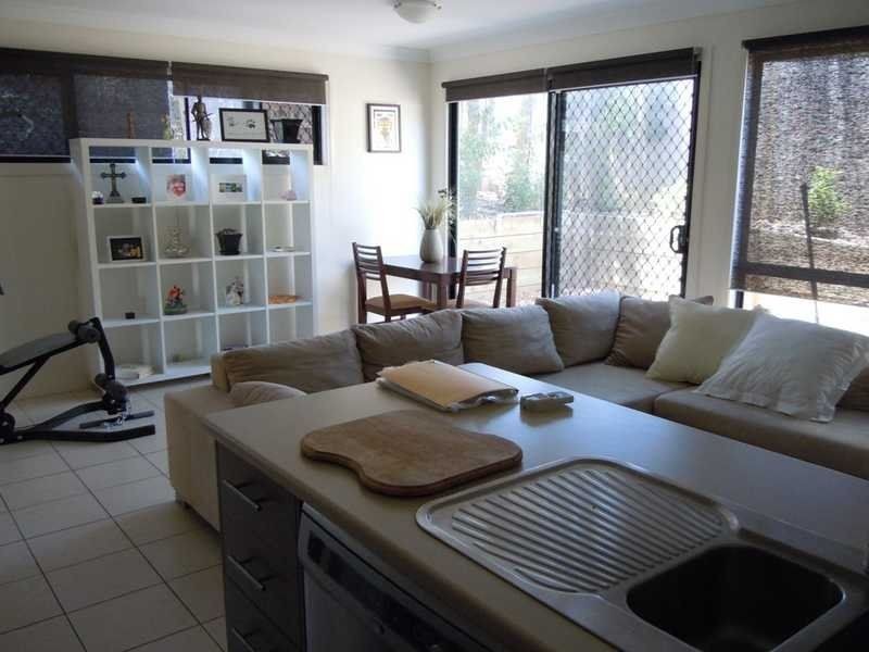 4/118-120 Fryar Rd, Eagleby QLD 4207