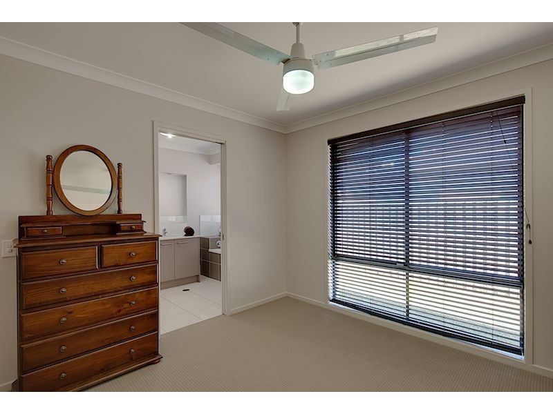 14 Rebecca Cct, Eagleby QLD 4207