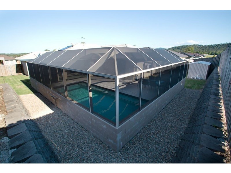 10 Sunridge Cct, Bahrs Scrub QLD 4207