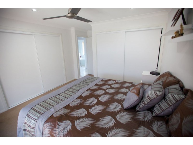 10 Sunridge Cct, Bahrs Scrub QLD 4207