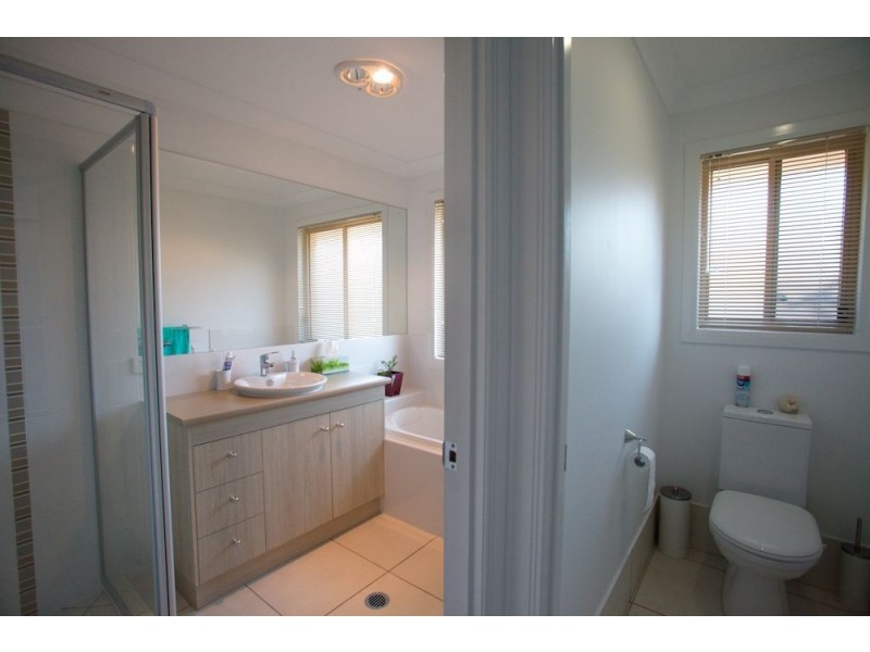 10 Sunridge Cct, Bahrs Scrub QLD 4207