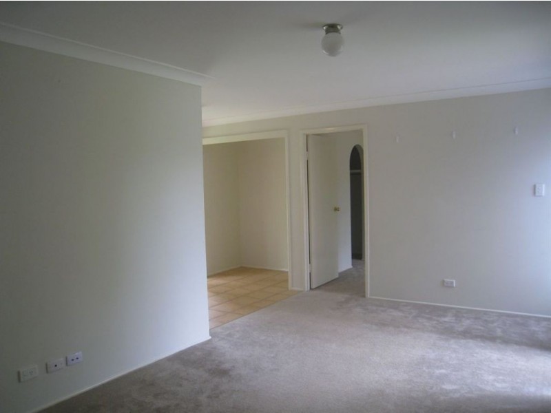 4 Joslin Crt, Eagleby QLD 4207