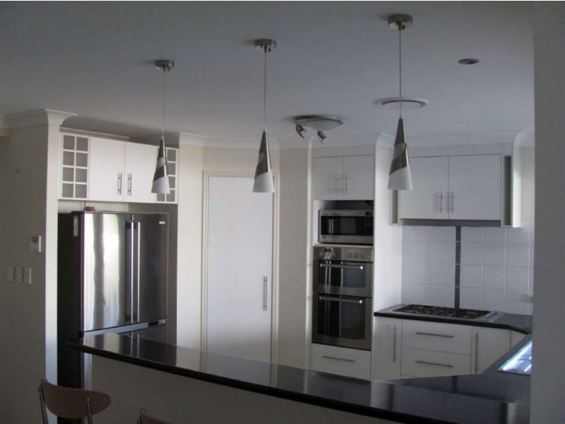 10 Helidon Grove, Ormeau QLD 4208