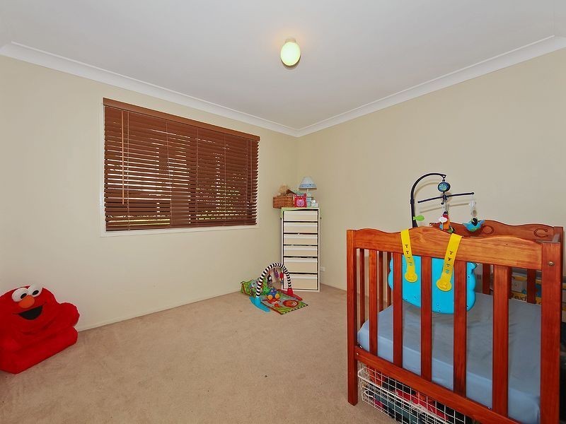 53 Lima Street, Edens Landing QLD 4207