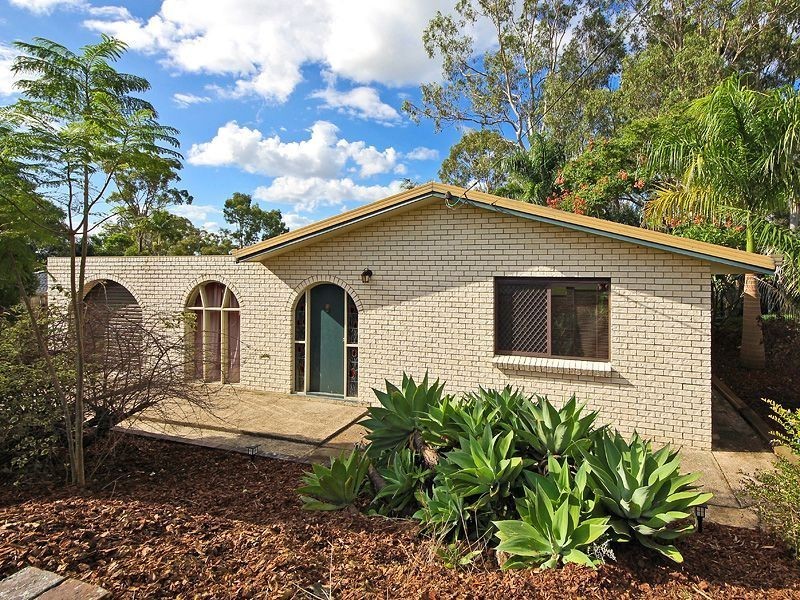 53 Lima Street, Edens Landing QLD 4207