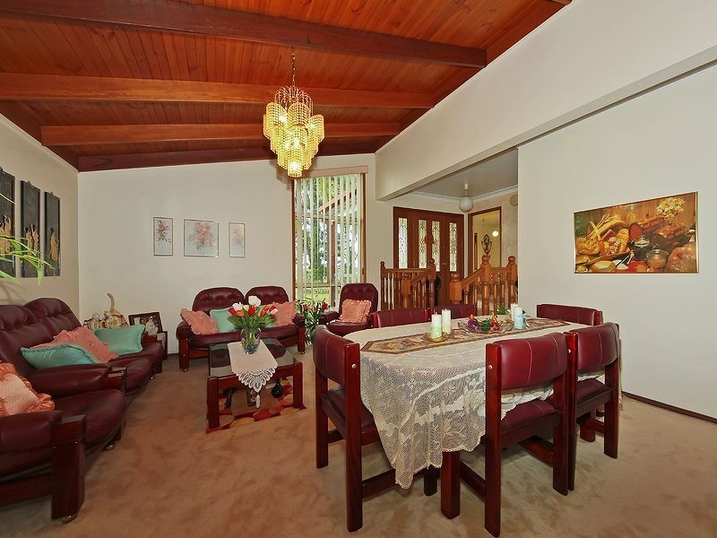 8 Kenny Road, Chambers Flat QLD 4133